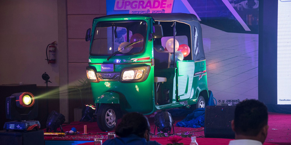 लिक्विड कुल्ड इन्जिन भएको थ्री व्हिलर ‘टिभिएस किङ्ग ड्युरोम्याक्स प्लस’ बजारमा