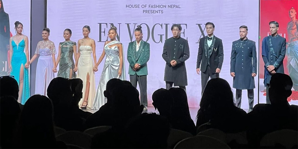 मोडलहरुले जिते ‘एन भोग’ को उपाधि