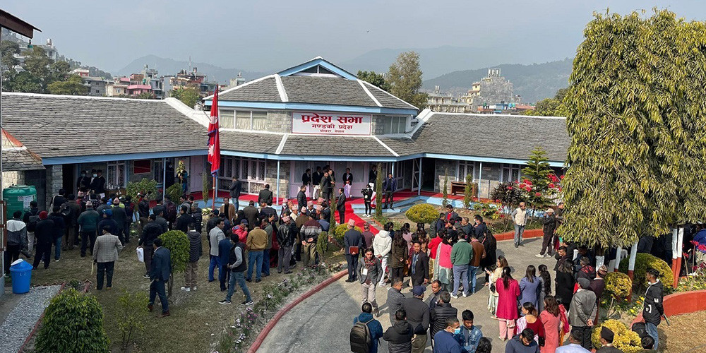 गण्डकी प्रदेशसभा बैठक बस्दै