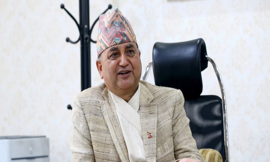 ईश्वर पोखरेल भन्छन् नेकपा फुटेको छैन 