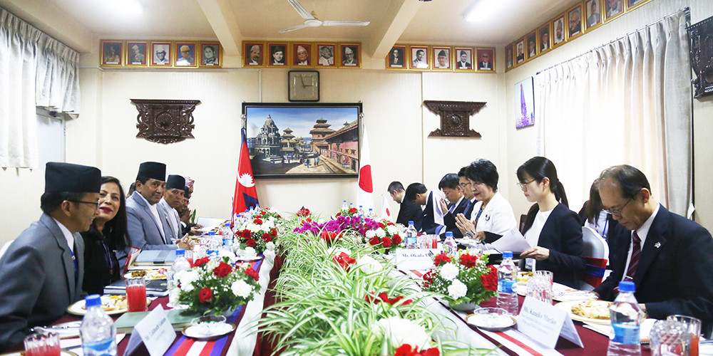 नेपाल र जापानका परराष्ट्रमन्त्रीबीच भेटवार्ता