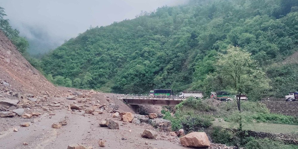 कालीगण्डकीको कटान रोकथाम गर्न पर्खाल निर्माण