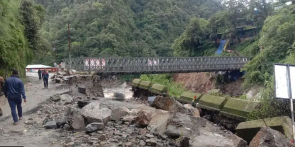 केरलापछि हिमाचल र उत्तराखण्डमा पनि पहिरो कम्तिमा ५० जना बेपत्ता