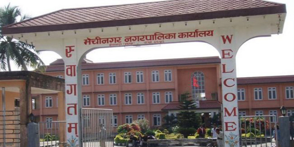 कोरोना संकटमा सेवक बने वडाध्यक्ष