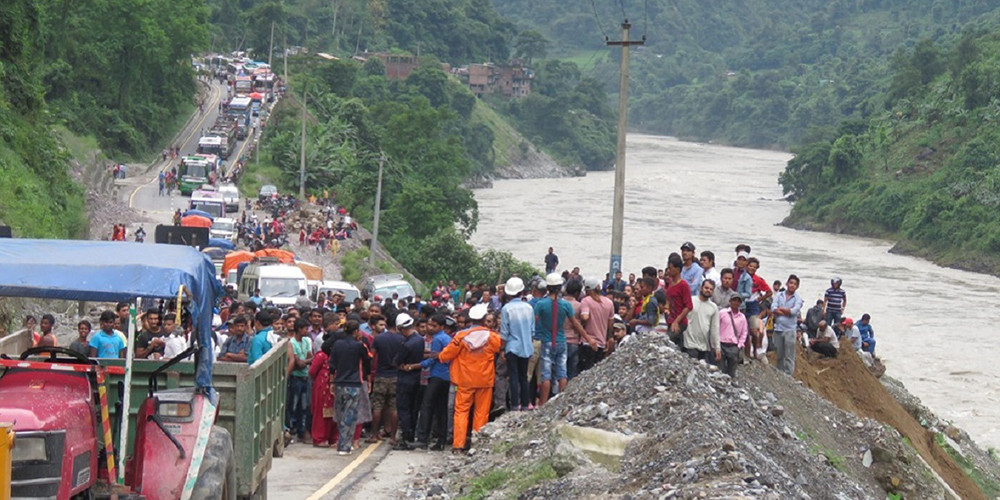 नगर्नुस् जोखिमपूर्ण यात्रा, अर्को वर्ष पनि आउँछ दसैं 