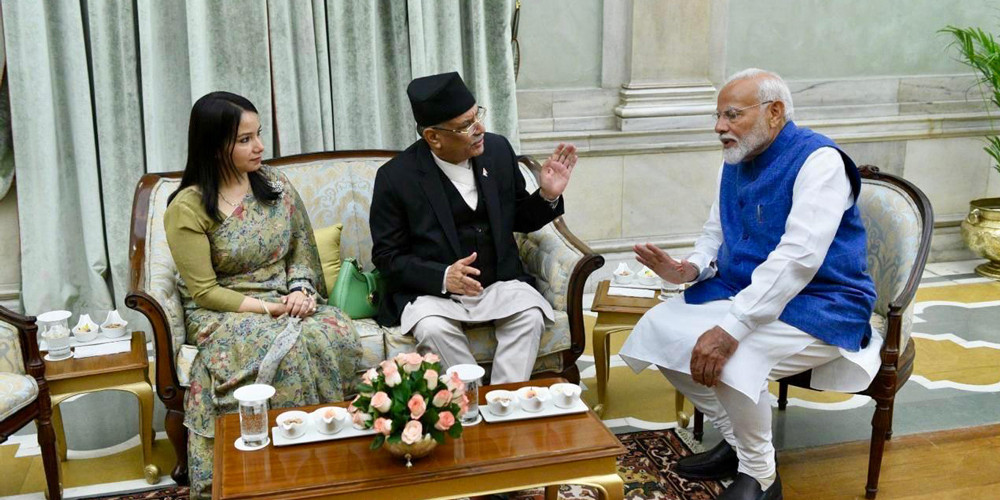 प्रधानमन्त्री प्रचण्ड र भारतका प्रधानमन्त्री मोदीबीच भेटवार्ता