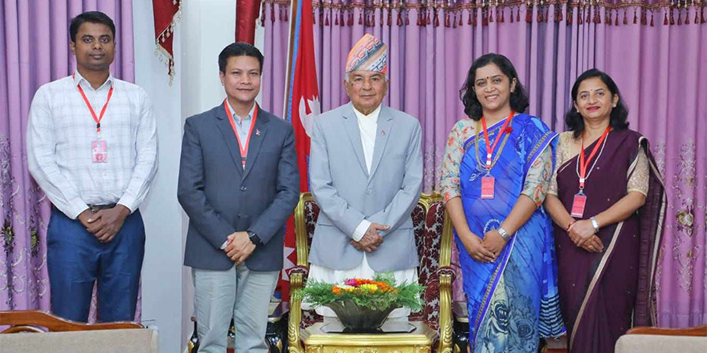 संवैधानिक संस्थाहरूको गरिमा बचाउन राष्ट्रपतिलाई विवेकशील साझा आग्रह 