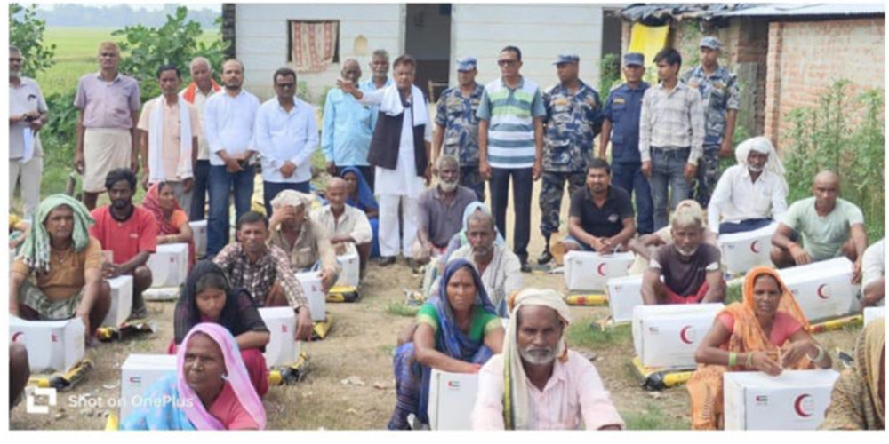 युएई रेड क्रिसेन्टले बाढी र पहिरो पीडितलाई सहयोग वितरण