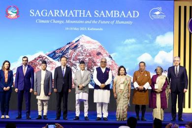 तस्बिरमा हेर्नुहोस् सगरमाथा संवाद