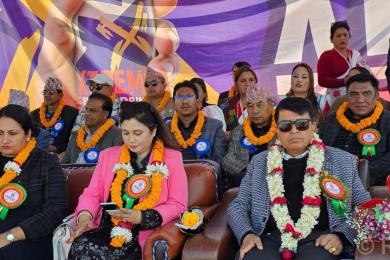 ‘निजी क्षेत्रका एजेण्डालाई प्राथमिकता दिइयोस्’
