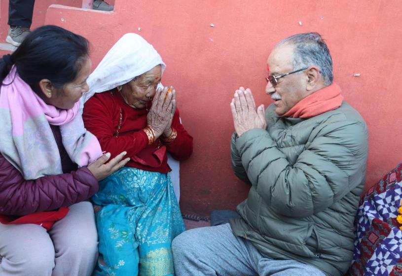 संयोजक ‘प्रचण्ड’ सहिद परिवार र मतदातासँगको भेटघाटमा व्यस्त