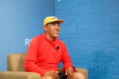 हिमालमा हिउँ पग्लिनुको प्रमुख कारण आरोहीका गतिविधि मात्रै हैनन् : आरोही पासाङ दावा शेर्पा