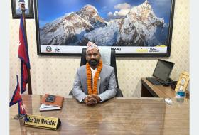 खडकराज (गनेस) पौडेलः लेखकदेखि पर्यटनमन्त्रीसम्म