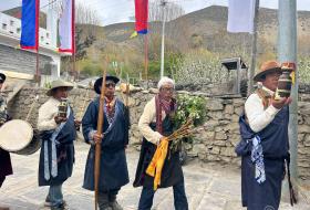 खिङ्गामा ‘धछ्याङ’ पर्वको रौनक