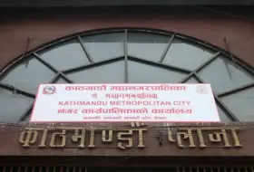 कामपाले शिक्षण अस्पताललाई उपकरण प्रदान