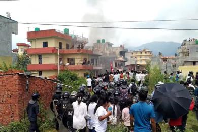 उग्र प्रदर्शनमा उत्रिएका जेनजी युवाहरूले माओवादी केन्द्रीय कार्यालयमा आगो लगाए