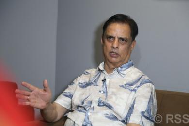 राजनीतिमा आउने सोच छैन, युवालाई छाड्ने होः हरिवंश आचार्य