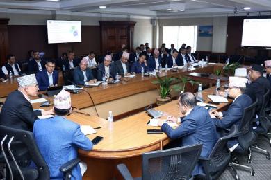 अर्थमन्त्री पौडेलद्वारा समयतालिका बनाएर बजेट कार्यान्वयन गर्न सचिवहरुलाई निर्देशन