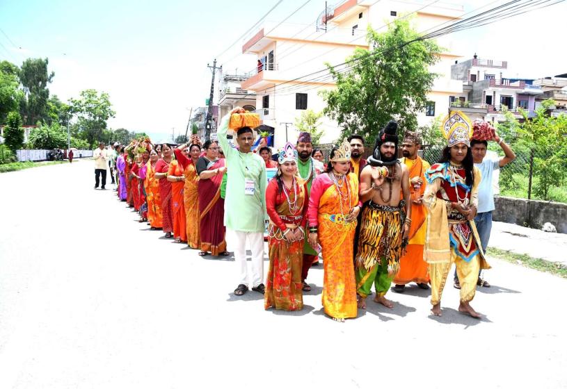 साउनमा धार्मिक आस्था र श्रृङ्गारको रौनक