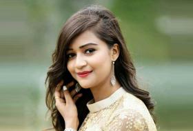 हिम्मतले भरपूर एन्जिला 