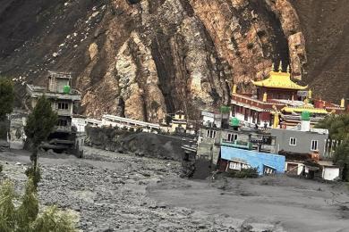 बाढीग्रस्त कागबेनी तीन दिनदेखि अन्धकारमा