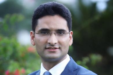 प्रधानमन्त्रीको परराष्ट्र सल्लाहकारमा डा सापकोटा नियुक्त
