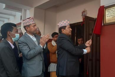गृहमन्त्री श्रेष्ठद्वारा भवन उद्घाटन