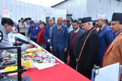 एमाले बैठकस्थलमा प्रविधि प्रदर्शनी