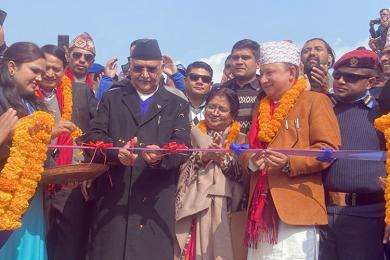 एमाले अध्यक्ष ओलीद्वारा पाँचपोखरीको प्रशासिनक भवन उद्घाटन