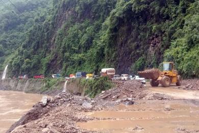 पृथ्वी राजमार्गको धादिङ खण्ड एकातर्फी सञ्चालन
