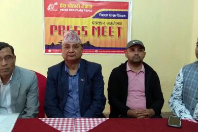 ‘देशमा स्थायित्व चाहने एमालेमा गोलबद्ध हुनुपर्छ’