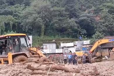 अवरुद्ध राजमार्ग र सडकहरू पूर्ण रूपमा सञ्चालनमा आउन समय लाग्ने