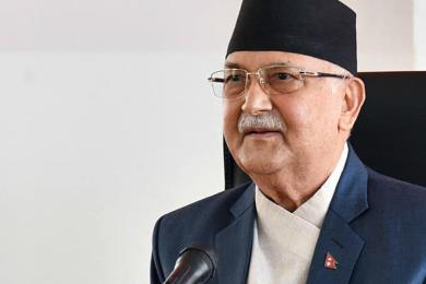 अध्यक्ष ओलीमाथि मुक्का प्रहार