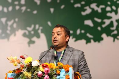  कांग्रेस महामन्त्री गगन थापा भन्छन् : ‘यो सरकार आफ्नै भारीले थिचिन्छ र फतक्क कुहिएर झर्छ’