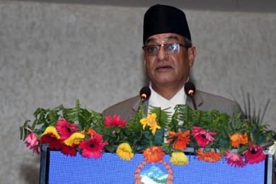 विधिको शासनलाई लागू गर्नु प्रहरीको पहिलो काम : गृहमन्त्री लेखक