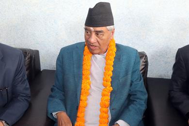 गणतन्त्रको विकल्प छैनः सभापति देउवा