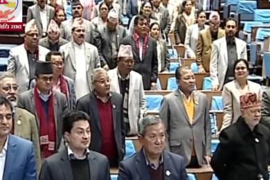 प्रतिपक्षी दलको विरोधपछि संसद बैठक १५ मिनेटका लागि स्थगित