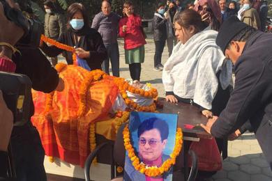 सम्झनामा गायक योगेश वैद्य
