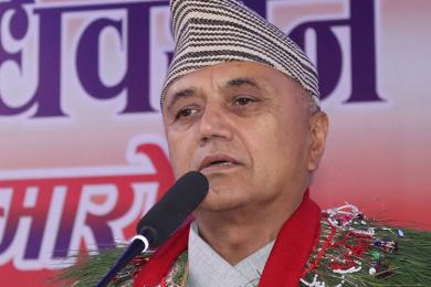 एमालेकै नेतृत्वमा गण्डकी सरकार चल्छ, मध्यावधिमा जान दिँदैनौँ: मुख्यमन्त्री अधिकारी