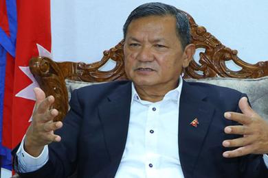 मुख्यमन्त्री गुरुङ पदमुक्त 