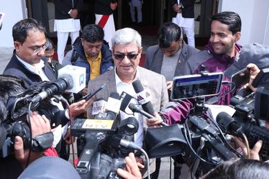 प्रधानमन्त्रीलाई विश्वासको मत नदिन कांग्रेसको ह्वीप