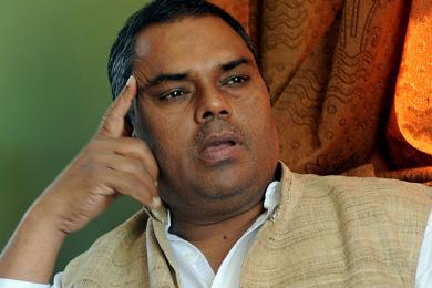 उपप्रधानमन्त्री यादवद्वारा राजीनामा 