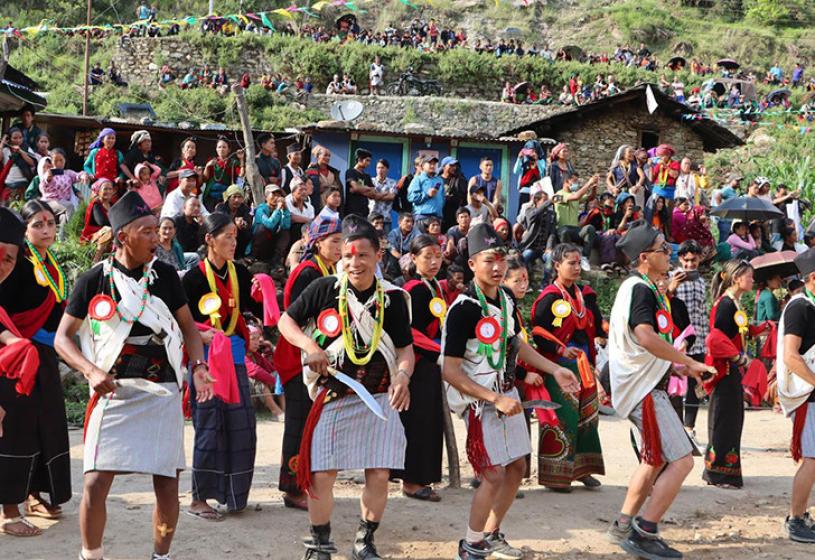 कसले लेख्ने सीमान्तकृतको इतिहास ?