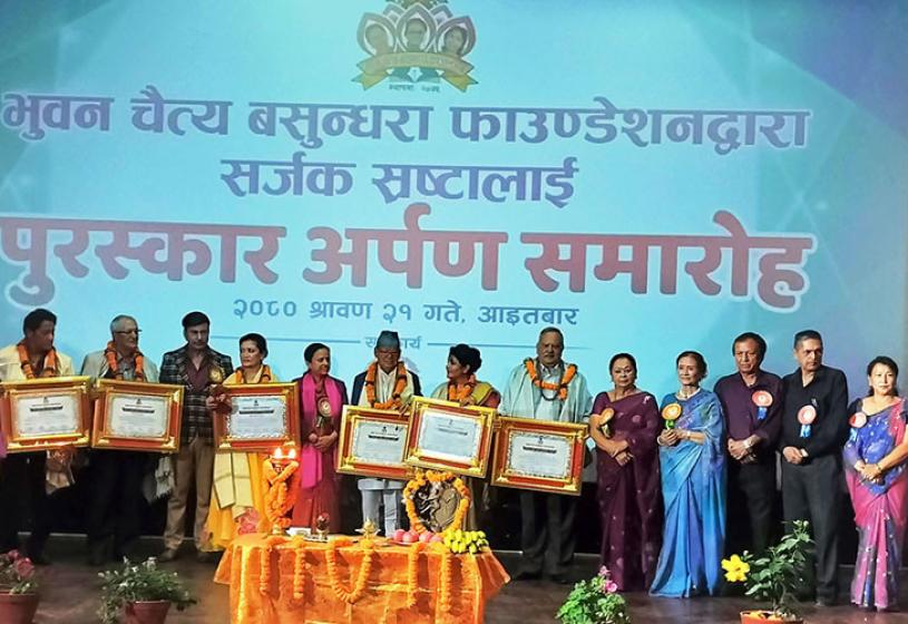 अन्तर्राष्ट्रिय बजारमा प्रतिस्पर्धा गर्नसक्ने चलचित्र बनाउनुपर्छ : मन्त्री शर्मा
