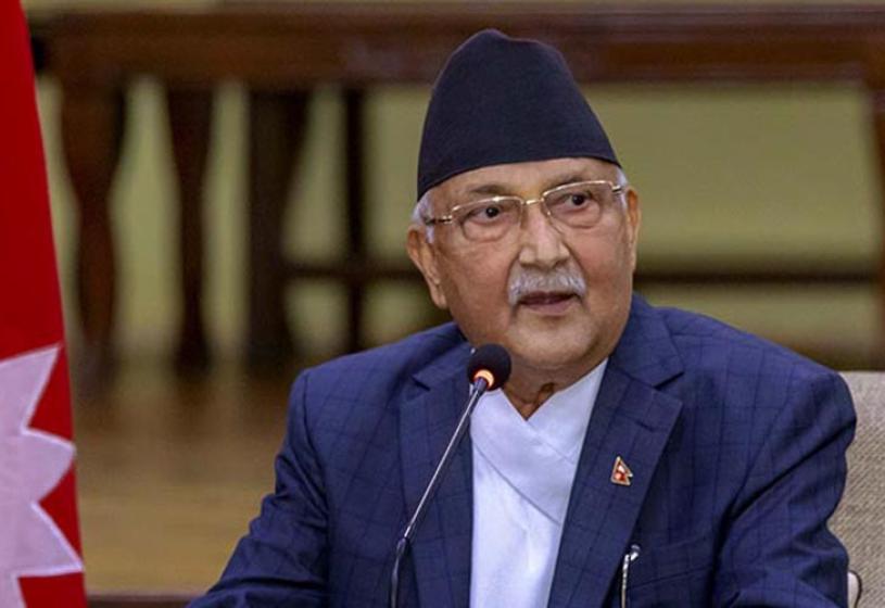 अध्यादेशबारे जानकारी दिन प्रधानमन्त्री ओलीले पत्रकार सम्मेलन गर्दै