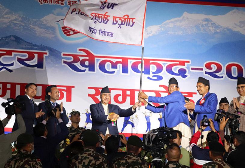 नवौँ राष्ट्रिय खेलकुद : सेना च्याम्पियन, प्रधानमन्त्रीद्वारा ट्रफी हस्तान्तरण