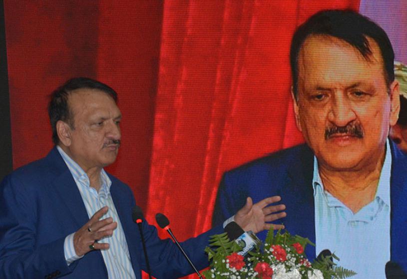 अरनिको राजमार्ग विस्तार गर्न बजेटको अभाव हुँदैनः अर्थमन्त्री डा. महत