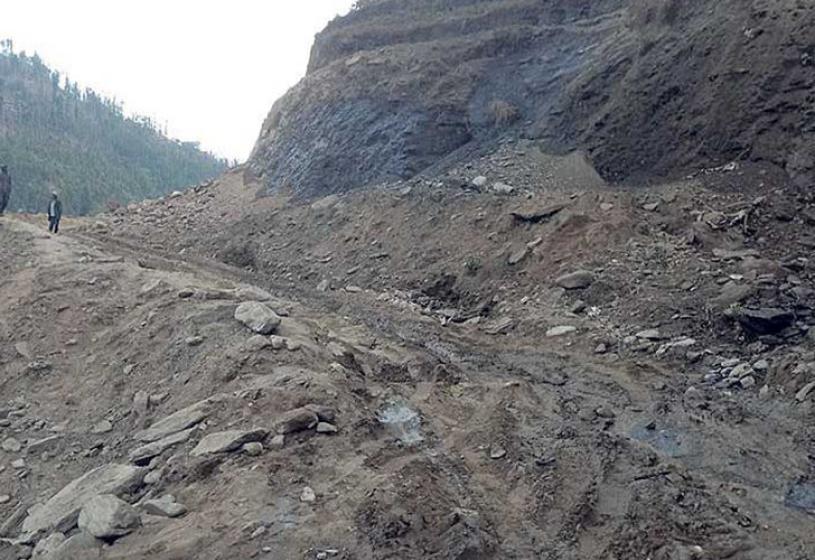 भेरी करिडोरको रिम्नामा सडक अवरुद्ध