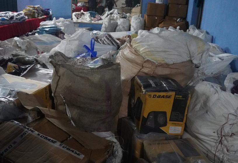 कञ्चनपुरबाट करिब ५९ लाख मूल्यको सामान बरामद