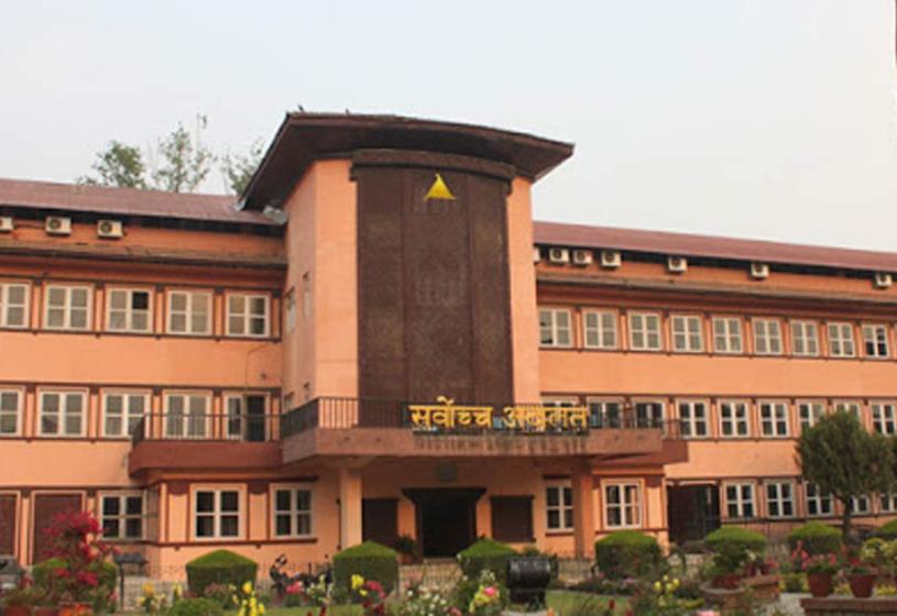 संवैधानिक निकायमा नव नियुक्त पदाधिकारीलाई काममा रोक लगाउन सर्वोच्चमा रिट 
